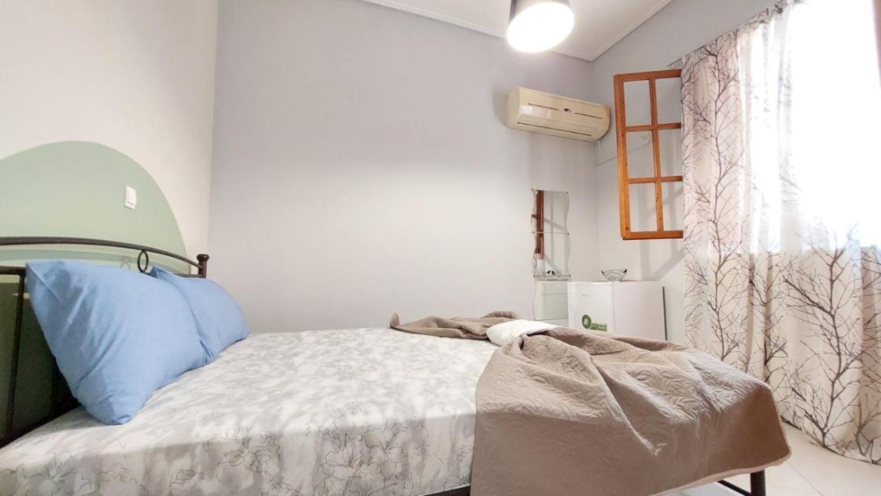 Cozy Minimal Apartment Pireu Exterior foto